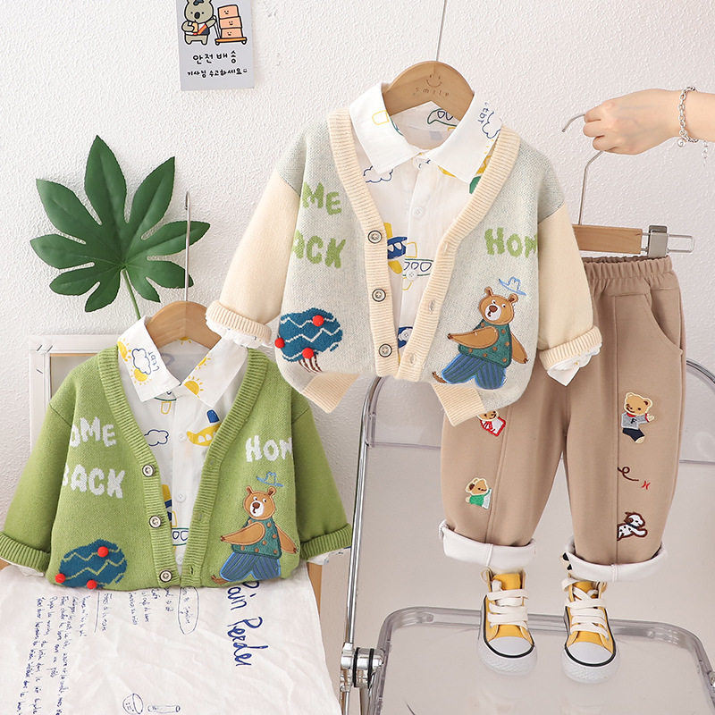 2025 new children's clothing for boys and babies, autumn outfit set, teddy bear cardigan three piece set, one and a half year old baby