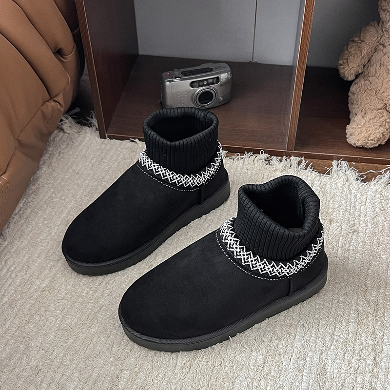 Designer shoes 2025 Winter New Fashionable Short Tube Snow Boots with Velvet Cotton Shoes Socks Short Boots for woman