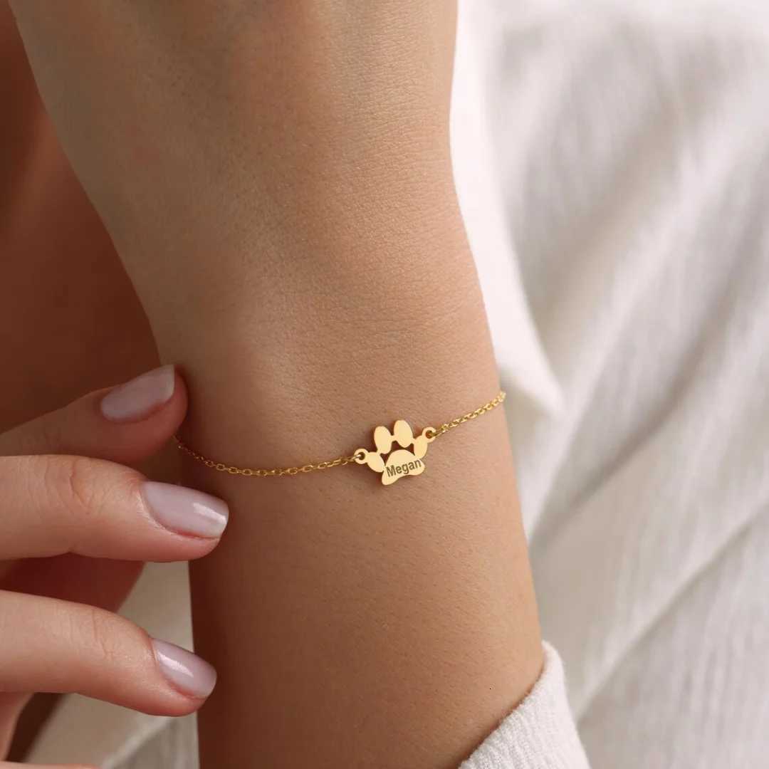 Personalized Name Multiple Family Pet Cat Paw Bracelet Gift for Her Christmas GiftL251018 H260129