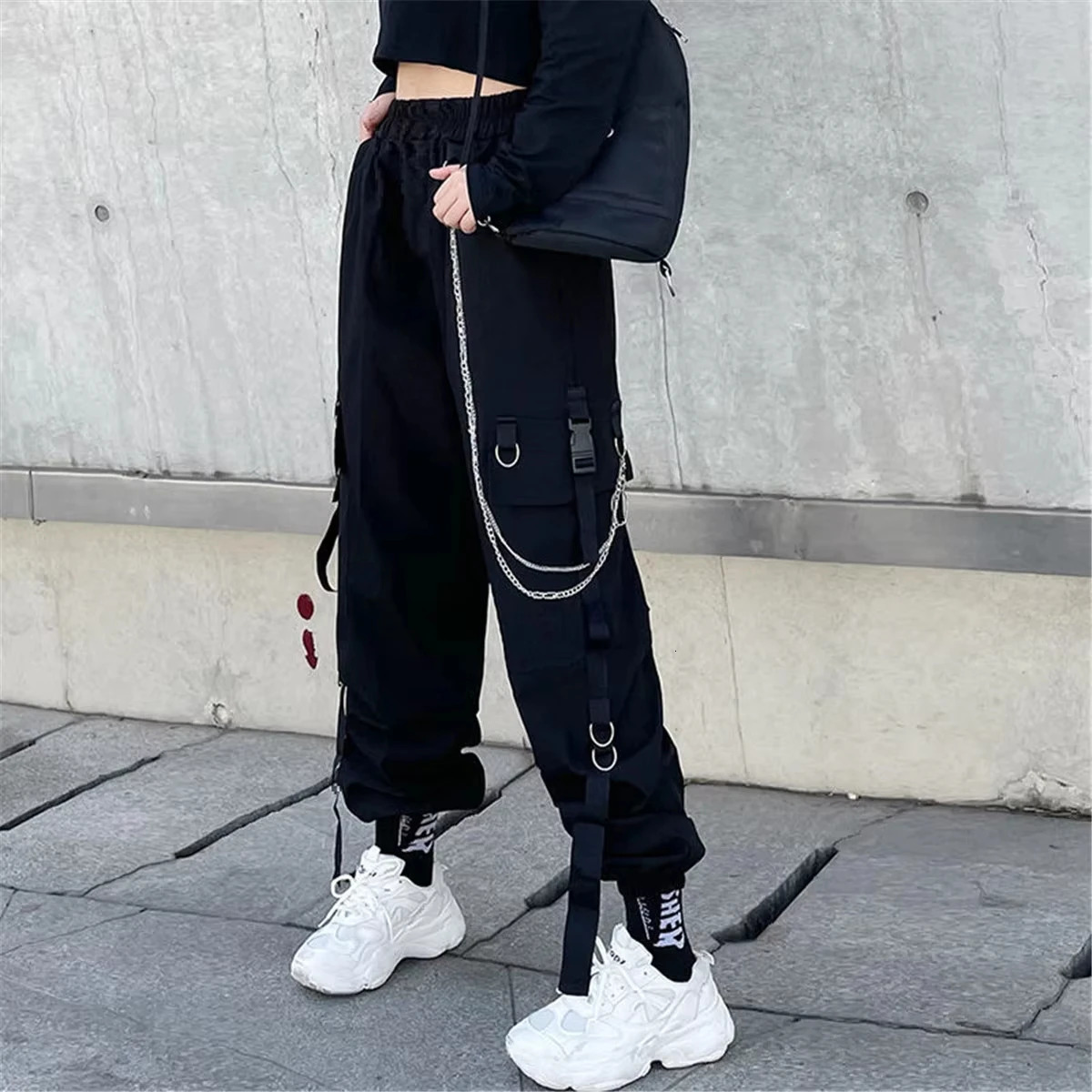 Hip Hop Cargo Pants Men Women Baggy Tactical Trouser With Nwcklace Fashion Stududet Summer Outwork Joggers Female 251017