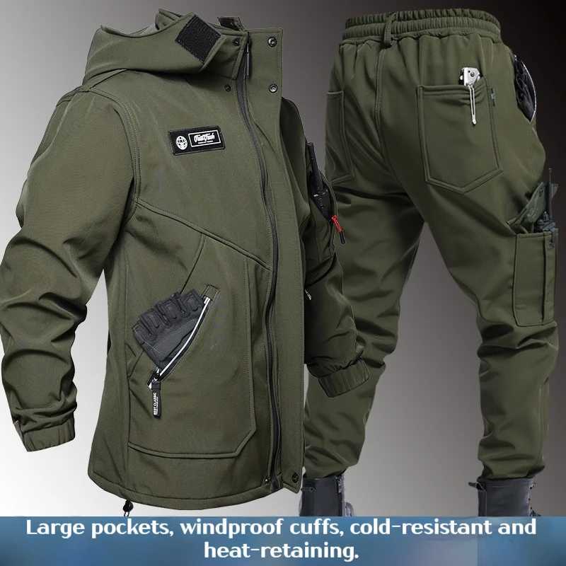 Luxury Training Suit Men Mens Sports Suits Tracksuit Sports Suit Man Clothes Waterproof Windproof and Warm Assault Suit W251018