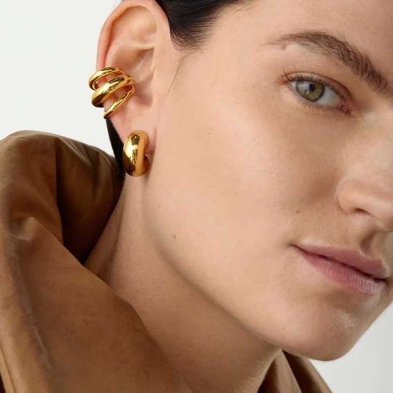 Hot Selling 18K Gold Color Stainless Steel Multilayer Ear Clip Waterproof Metal Unique Fashion Trendy Women Gift Y251018