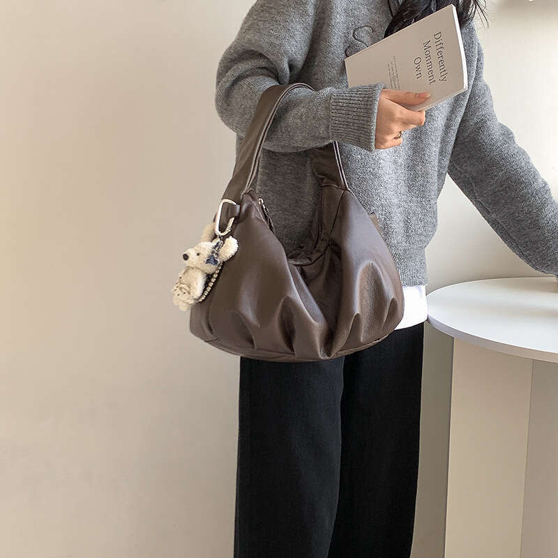 Korean Style Casual Simple Lightweight Large Capacity Pleated Handbag Daily Versatile Niche Commuter Shoulder Bag For Women B5