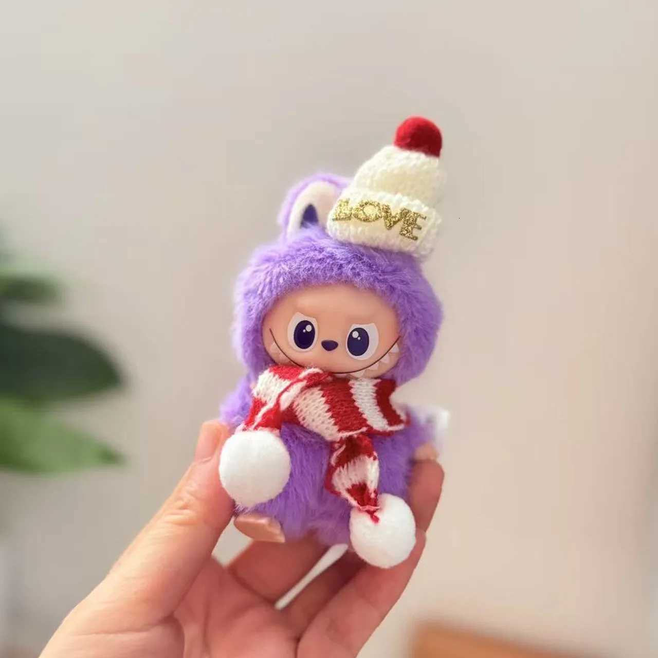 10cm Mini Labubu 40 Doll Clothes 4thGen Labubu White Red LOVE Hat Pompom Scarf Winter Christmas Sets for Mini LabubuT251018