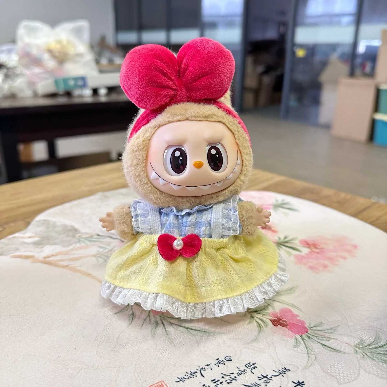 Clothes only the first and second generation pendant LABUBU clothes blind box Labubu sweet Snow White suit beautiful girlT251018