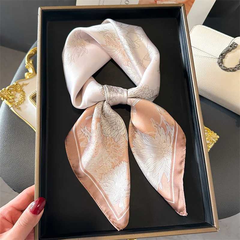 Luxury 2024 Luxury Floral Print 70cm Square Silk Scarf Women Designer Scarves Bandana Foulard Shawl Hijab Echarpe Hairband Tie Ribbon Y251208