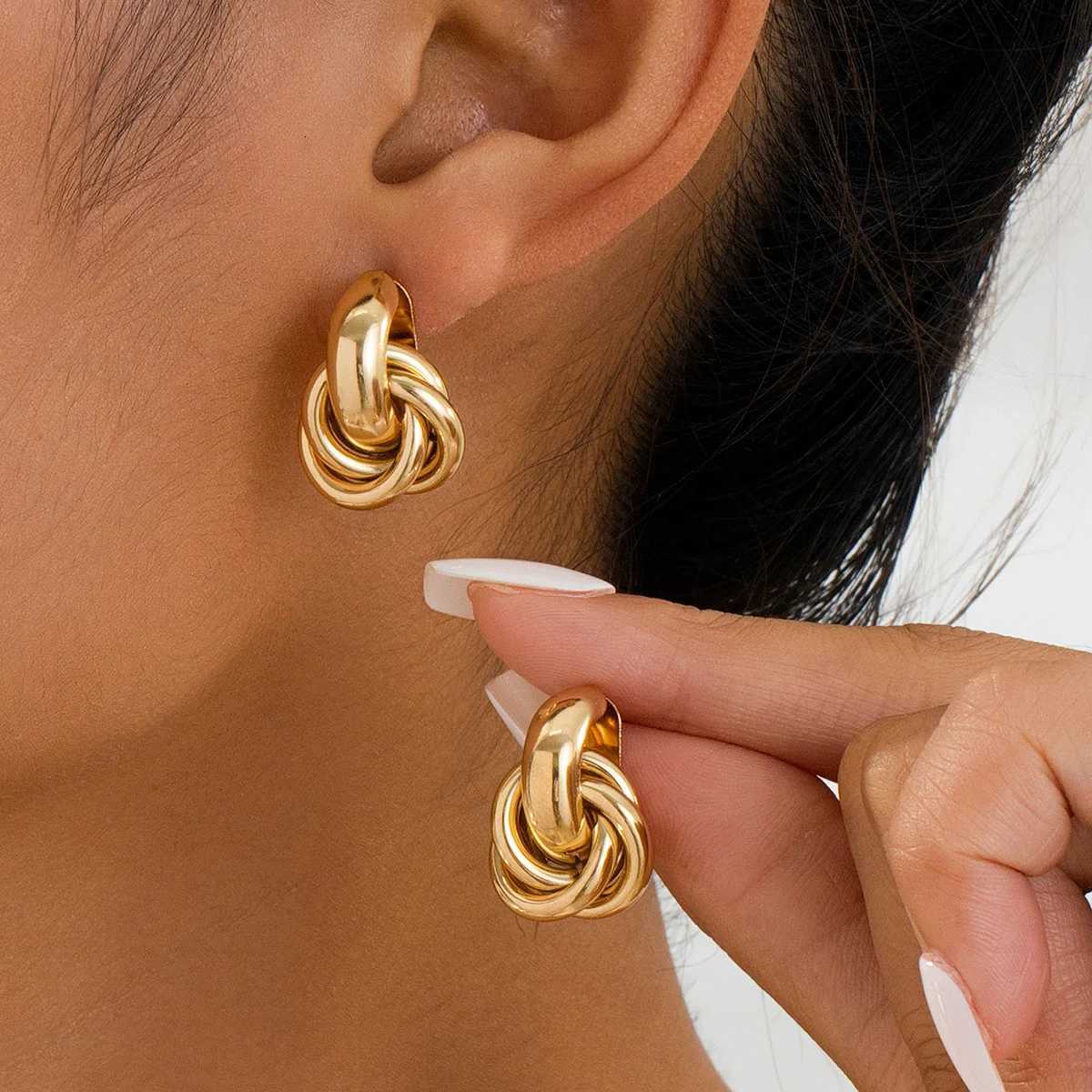 Stainless Steel Knot Hoop Earrings for Women Girls Trendy Irregular Lines Stud Earrings Special Design Fashion Jewelry Gifts Y251018
