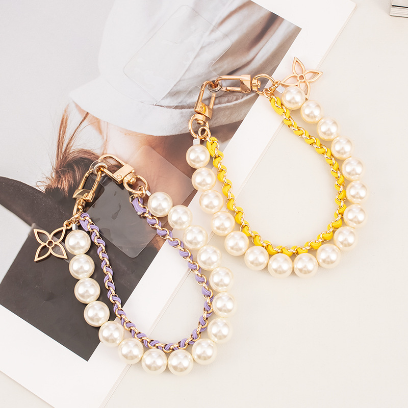 Chain INS Style Short Woven Pearl Lanyard New Personalized Phone Strap Hot Selling Creative Beaded