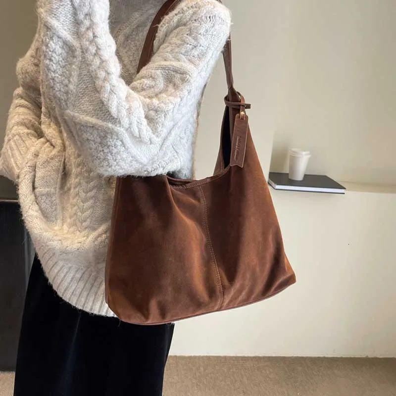Women Suede Hobo Bag Vintage Shoulder Bag Autumn Winter Handbag Solid Color Large Capacity Shopping Bags Purse for Ladies 251010