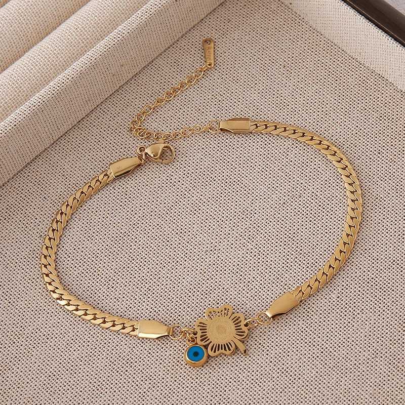 Stainless Steel Evil Eye Pendant Bracelet For Women Trend Crystal Zircon Jewelry Aesthetic Hand Chain Daily Romantic GiftXJ251018