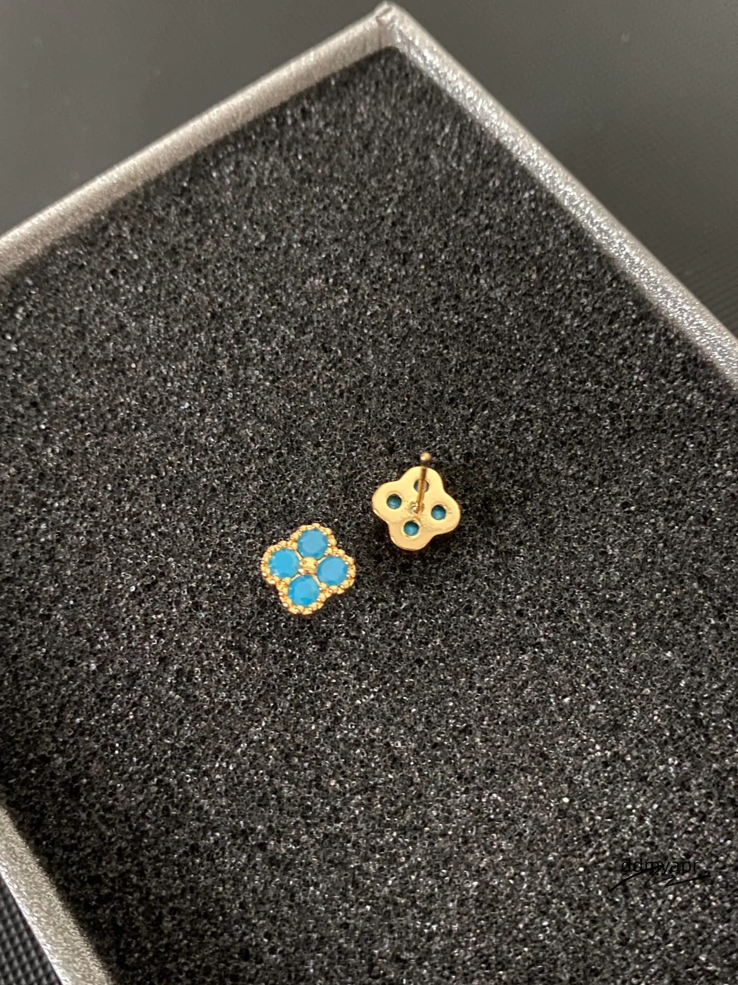Gold-Toned Clover Stud Earrings With Blue Gemstone Accents - Elegant ddmyApr Jewelry For Daily Wear And Parties