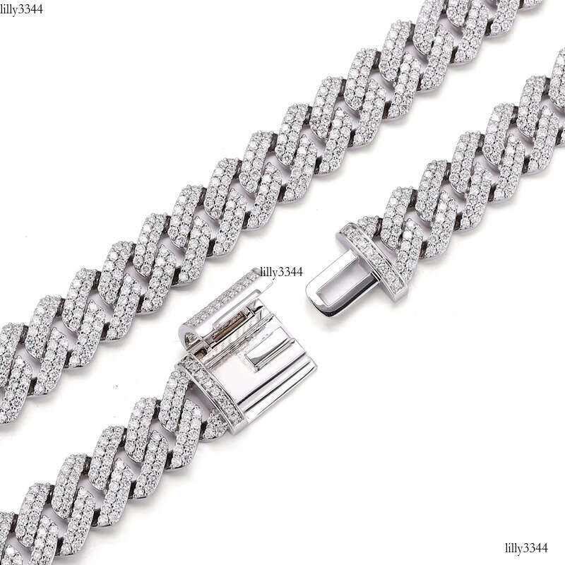 Sier Fine Jewelry Fashion Bracelet Chic Cuban Link Chain with Moissanite Elegant and Stylish Accessor