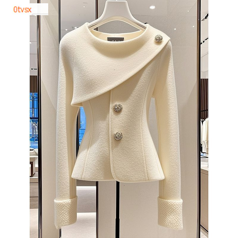 2025 Autumn Luxury New Style Hot Selling High end Fashion Elegant Designer Jacket fashion Fashion Chic Small White Coat