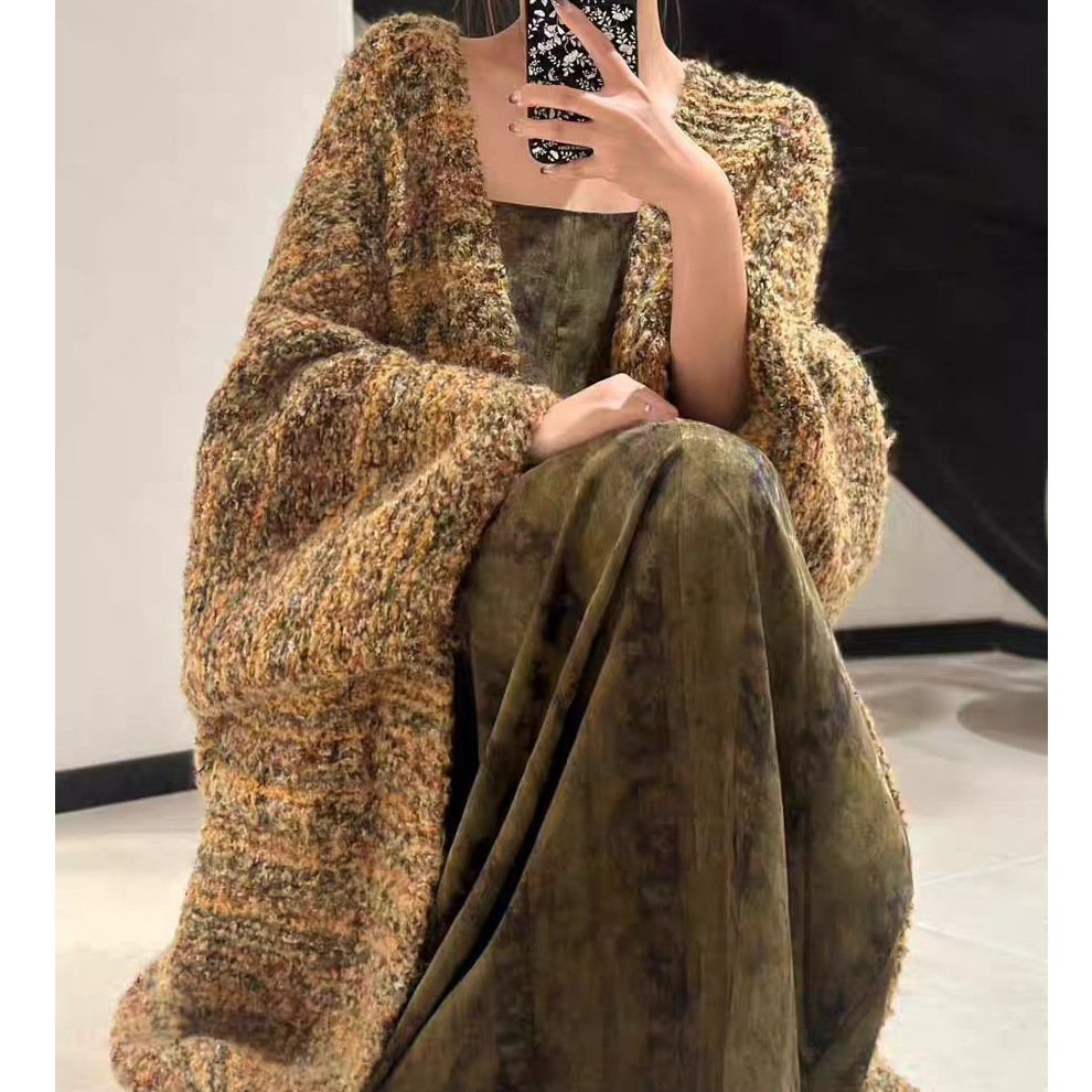 2025 Designer fashion Jacket Autumn/Winter New Collection Retro High end Lazy Style Luxury Slimming Bright Women's Medium length Knitted Open Kni