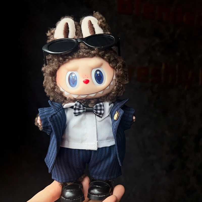 First Second and Third Generation Labubu Baby Clothes Labubu Clothes 17cm Vinyl Doll Handsome and Cool Suit Replacement AccessoriesT251018