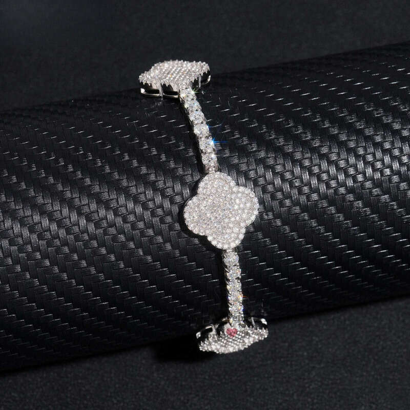 Pendant Necklaces Stylish New Arrival Fashion Femme Design Sier VVS Moissanite Dia Iced Out Four Leaf Clover Tennis Chain Bracelet