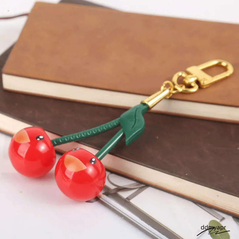 Smiley Face & Crystal Cherry Keychain - Resin Car Pendant Ornament For Women, Exquisite ddmyApr Fashion Accessory