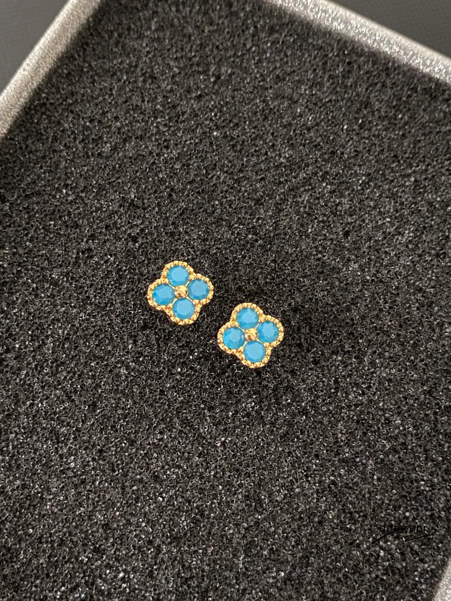 Gold-Toned Clover Stud Earrings With Blue Gemstone Accents - Elegant ddmyApr Jewelry For Daily Wear And Parties