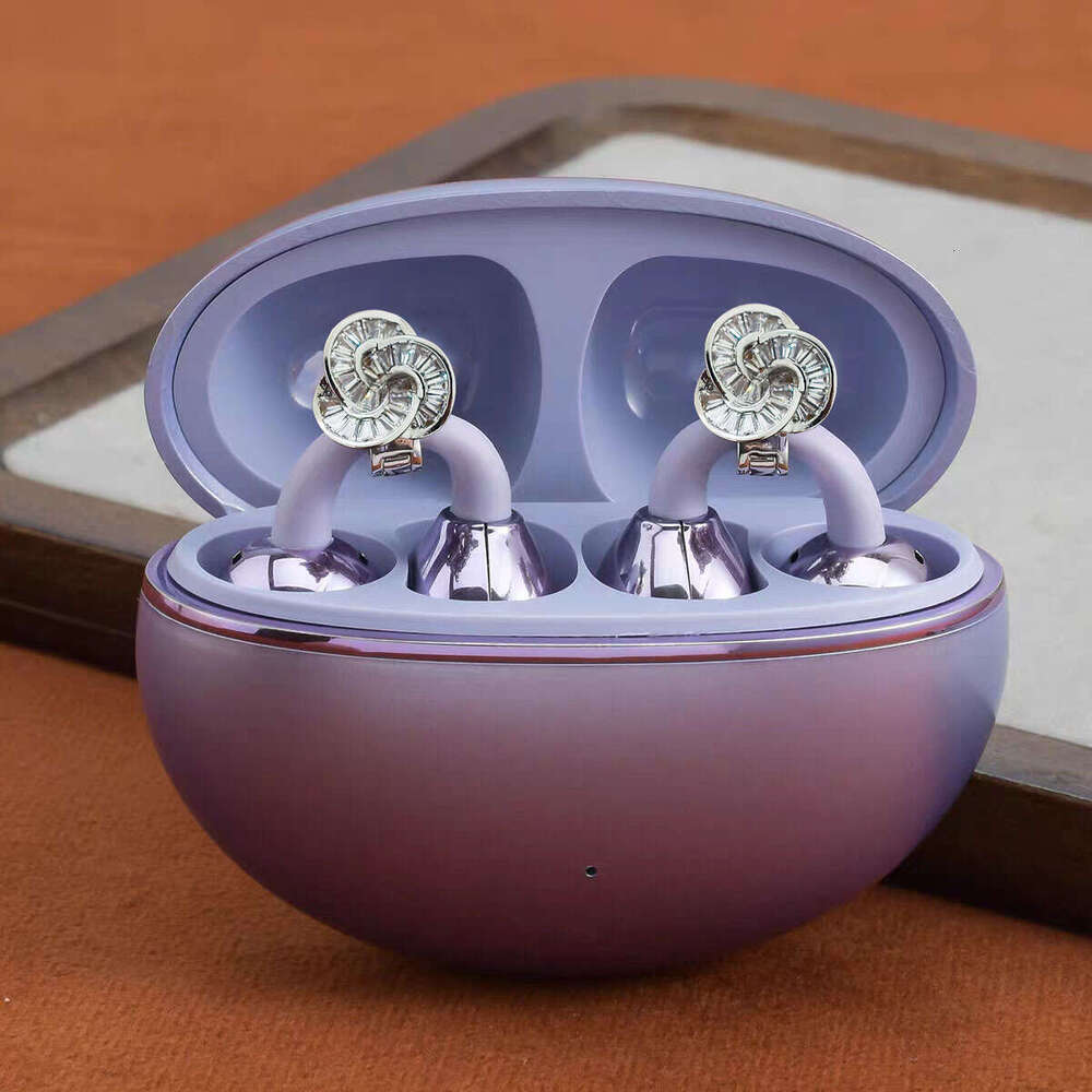 Light High-Value Sparkling Interlocking Ear Clip with Zircon Inlay, Delicate Ins Trend Earrings for Girls