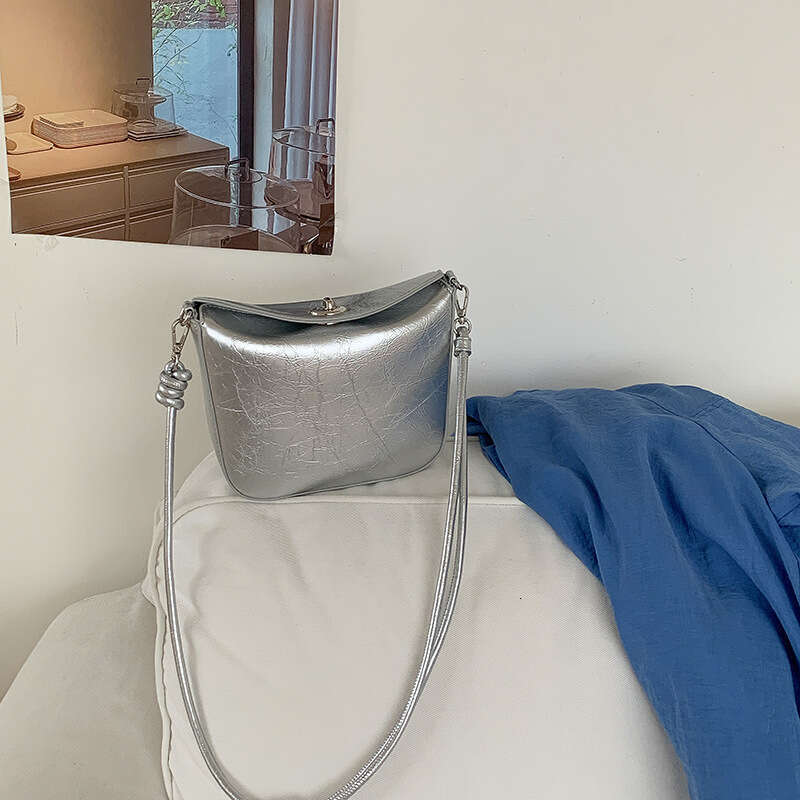 High-End For Women New Trendy Fashionable Textured Casual Versatile Shoulder Crossbody Small Square Bag B5