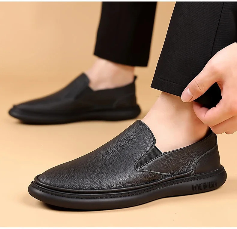 Shoes for Men Genuine Leather Casual Shoes Flat Skateboard Shoes Comfortable Soft Cow Leather Slipon Loafers 251013