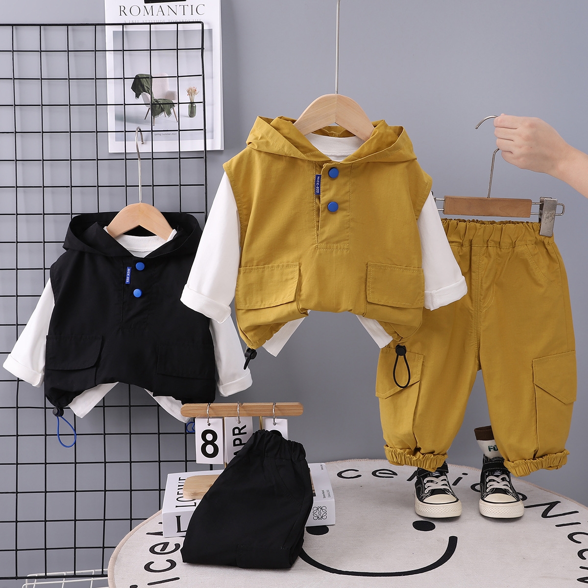 Boys' set Spring and Autumn 2025 new children's clothing hooded workwear vest autumn trendy children's clothing baby three piece set fr