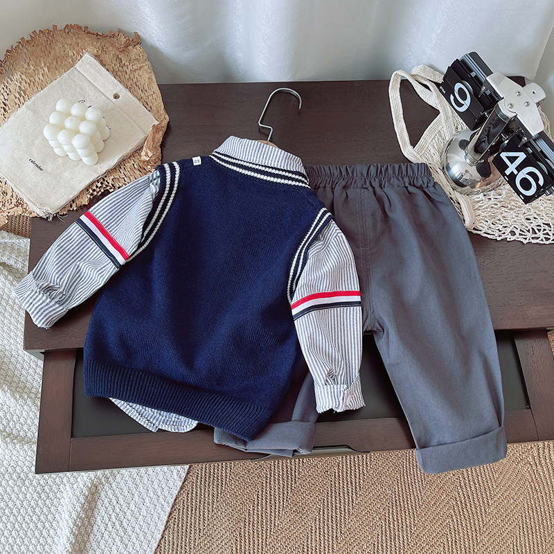 Boys' Spring and Autumn Set 2025 New Baby Autumn Dress Western Elephant Sweater 3-Piece Set Baby Boys' Trendy free shipping