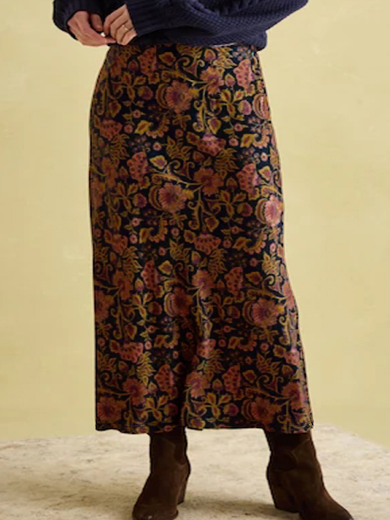 Women's Plus Size Autumn Winter Retro Floral Print Midi Skirt - Casual Fashion Versatile Skirt-YL24076
