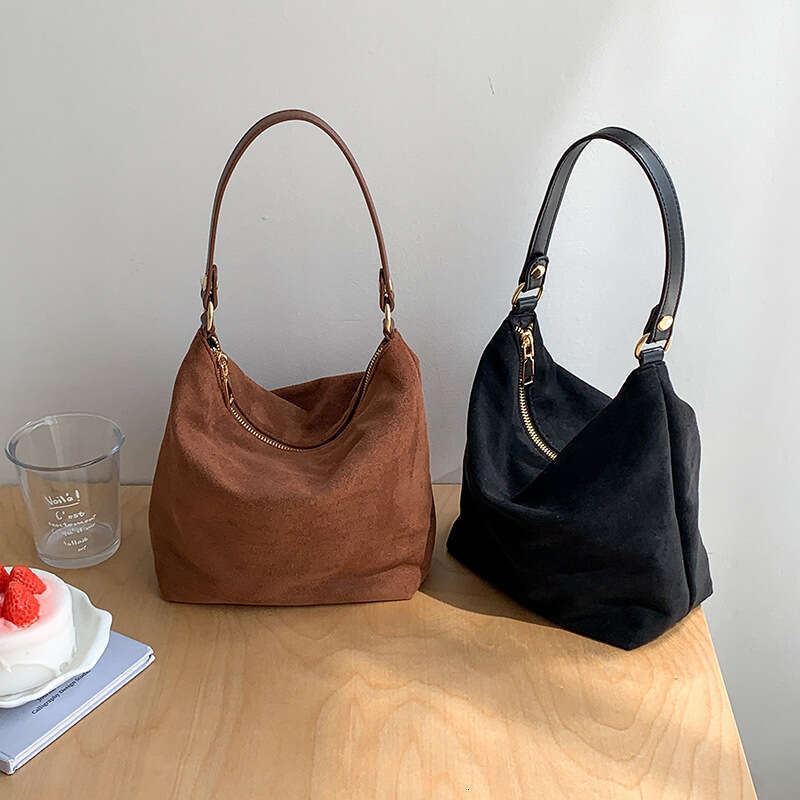 Autumn Winter New Fashion Large Capacity Crossbody For Women, Niche High-End Trendy Suede Leopard Print Shoulder Bag B5