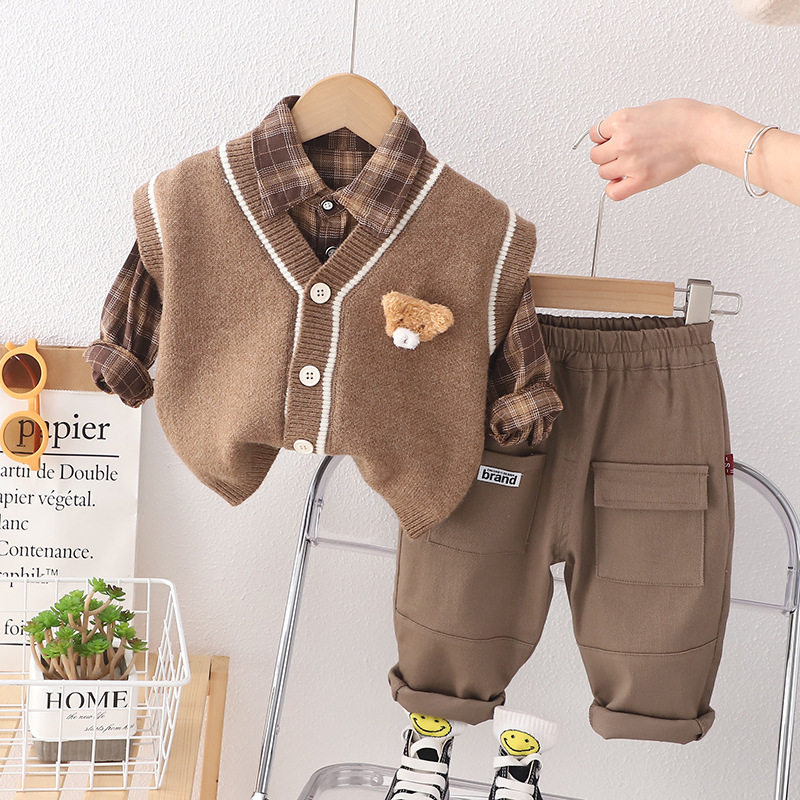 2025 new children's clothing spring and autumn season children's knitted sweater vest cardigan three piece set boy and girl baby cartoon shi
