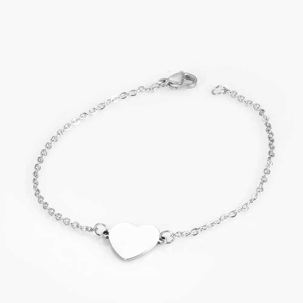 Dropshipping Custom Engraved Simple Heart Bracelets Gift For Women Romantic Jewelry Accessories Stainless Steel Chain BraceletL251018 Z260313