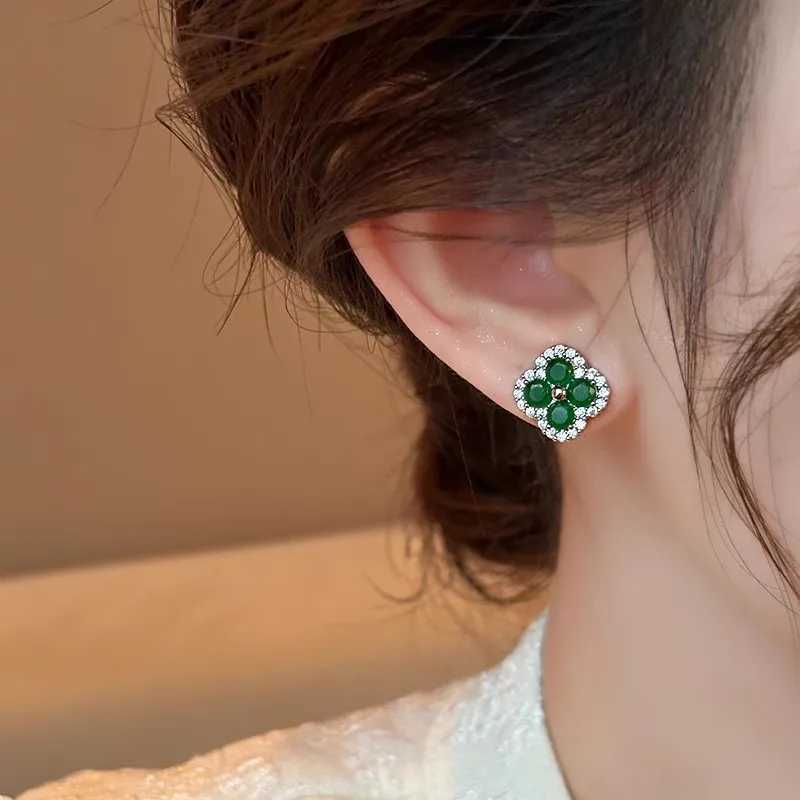 Clover Zircon Earrings Womens New Explosive Light Luxury Highend Temperament Stud Earrings 925 Sterling Silver Needle Earrings Y251018