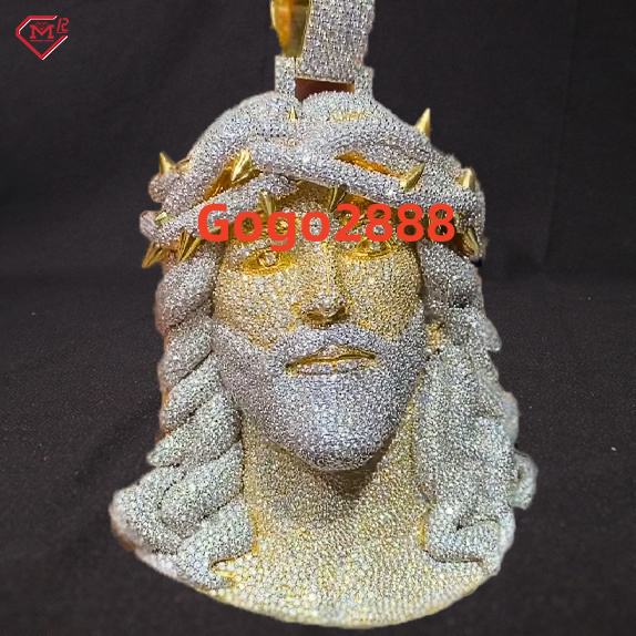 Hip Hop Moissanite Jesus Pendant Two Tone 925 Silver Fully Iced Out 3D Moissanite Pendant