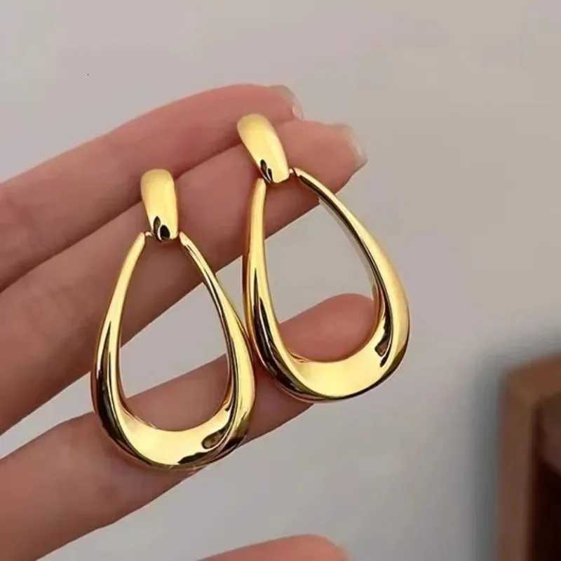 Simple Geometric Hoops Earrings For Women Stainless Steel Circle Drop Dangle Earrings Minimalist Everyday Jewelry Gifts Y251018
