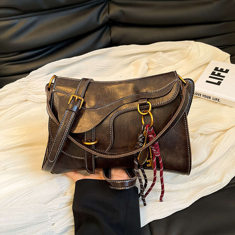 HighQuality Unique Niche Womens 2025 New Fashion Versatile Shoulder Crossbody Bag L251029