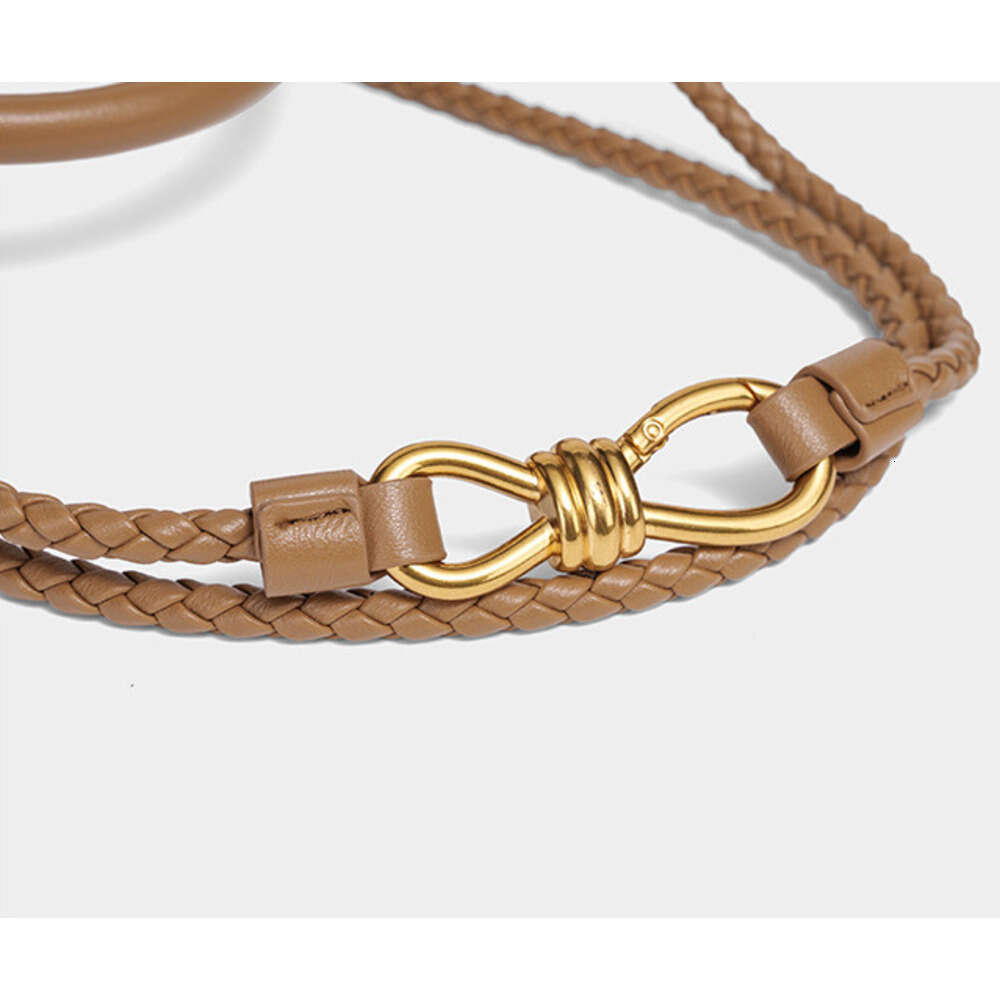 New Handmade Woven Fashionable Single Shoulder Crossbody for Women Commuting Large Capacity Handheld Tote Bag