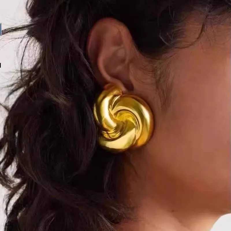 Highquality Vintage Geometric Metal Smooth Twisted Knot Large Earrings for Women Trendy Personality Party Jewelry Accessories Y251018