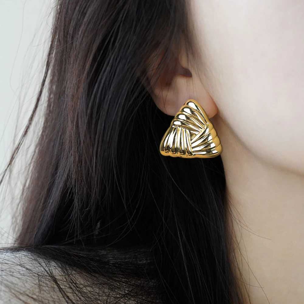 2024 Geometric Texture Triangle Metal Earrings Stainless Steel High Quality Waterproof Fashion Trendy Ladies Valentine Gift Y251018
