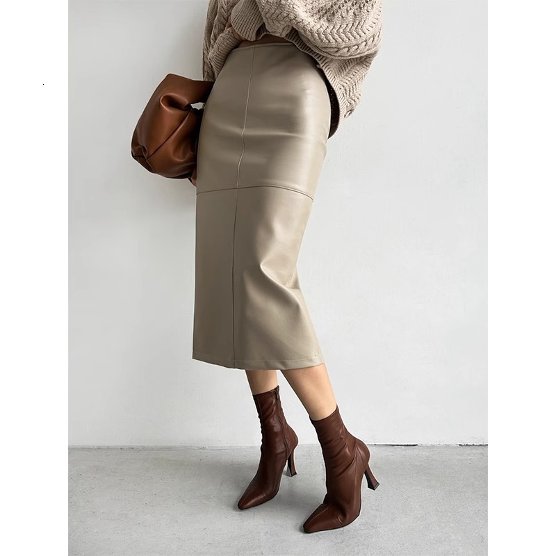 Leather Skirt Half Skirt Women Autumn Winter New Style Elegant Slimming PU Leather MidLength Bodycon Skirt High Waist Draped Half Skirt 240813