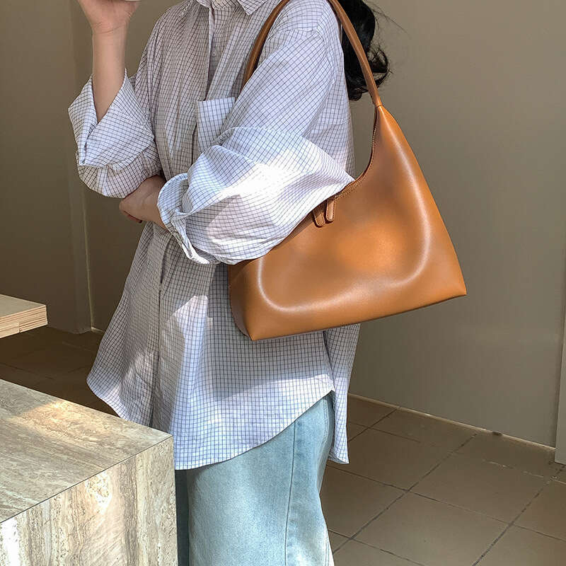 Korean Version Niche High-End Large Capacity Shoulder Casual Versatile Summer PU Soft Leather Underarm Bag For Women B5