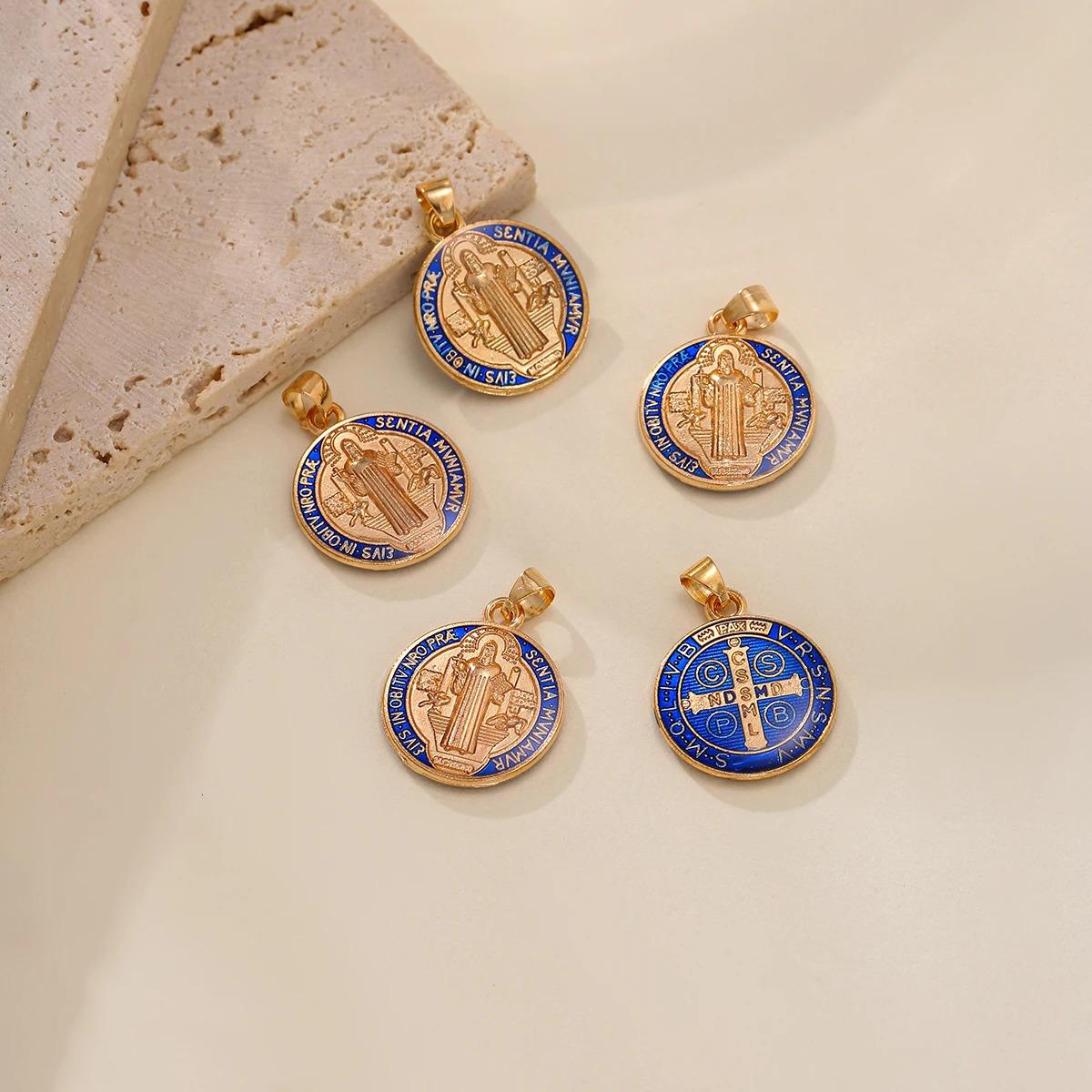 30 Pieces Religious Multicolor Saint Benedict Medal Catholic Gold Plated SB Coin San Benito Gift 251008