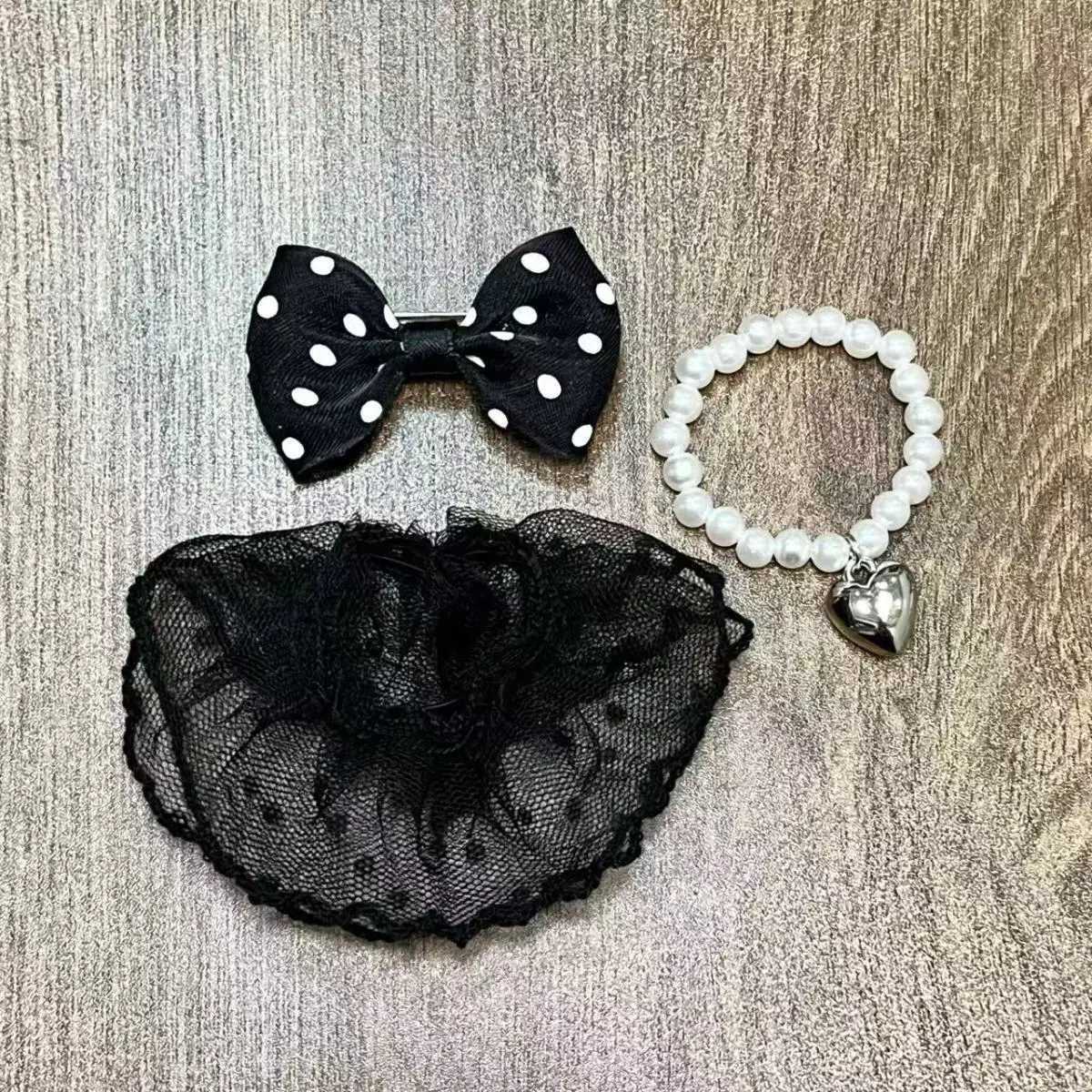 Anime Doll Clothes for 10cm Mini Labubu Doll Outfit Designer Luxury Polka Dot Dress Clothes Toy Labubu V4 Love Doll AccessorieT251018