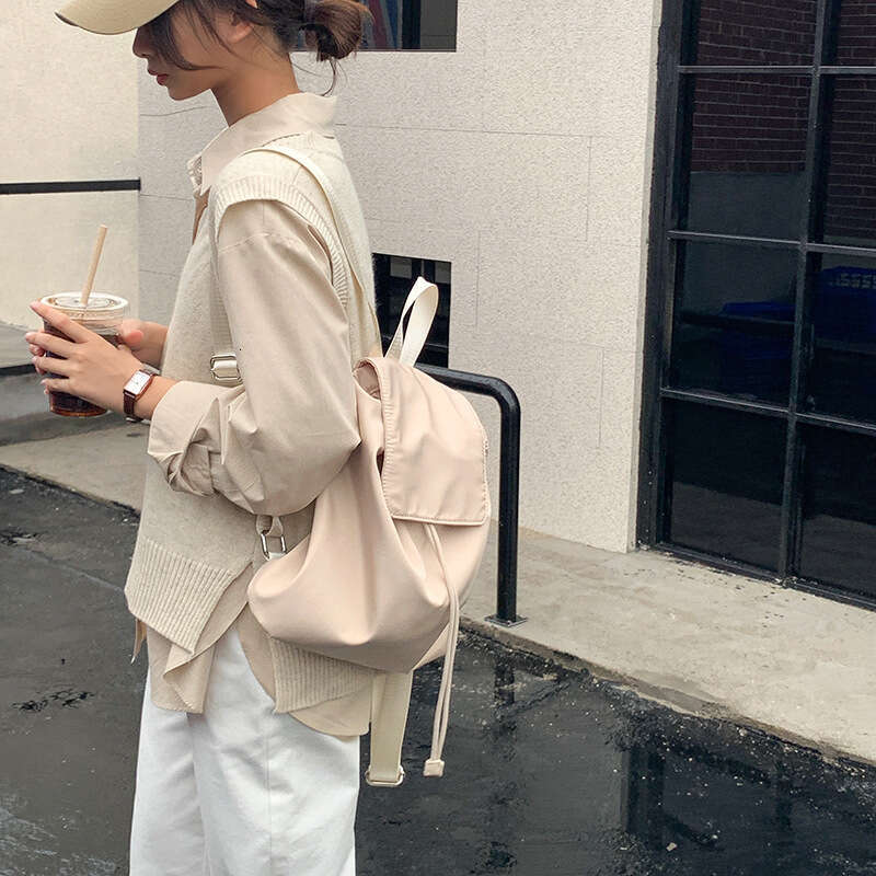 Large Capacity Nylon Versatile Daily Commute School Bag Lightweight Autumn New Simple Student Backpack B5