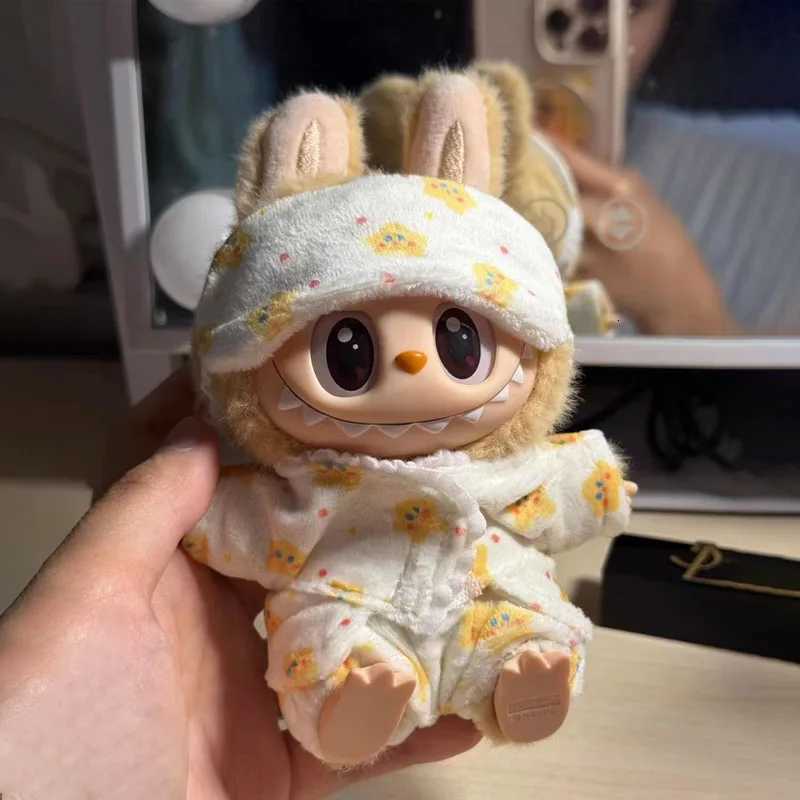 Labubu Mini ThreePiece Pajamas Set Kawaii Cute Idol Plush Doll Accessories with Eye Mask 1517cm Ideal Kids Gift Toy HobbiesT251018