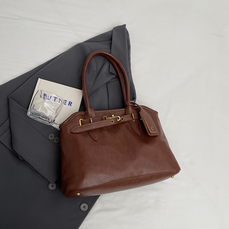 2025 Spring New Fashionable Women's Crossbody Bag Women's Daily Fashion Leisure Large Capacity High end Versatile Small College Student Shou