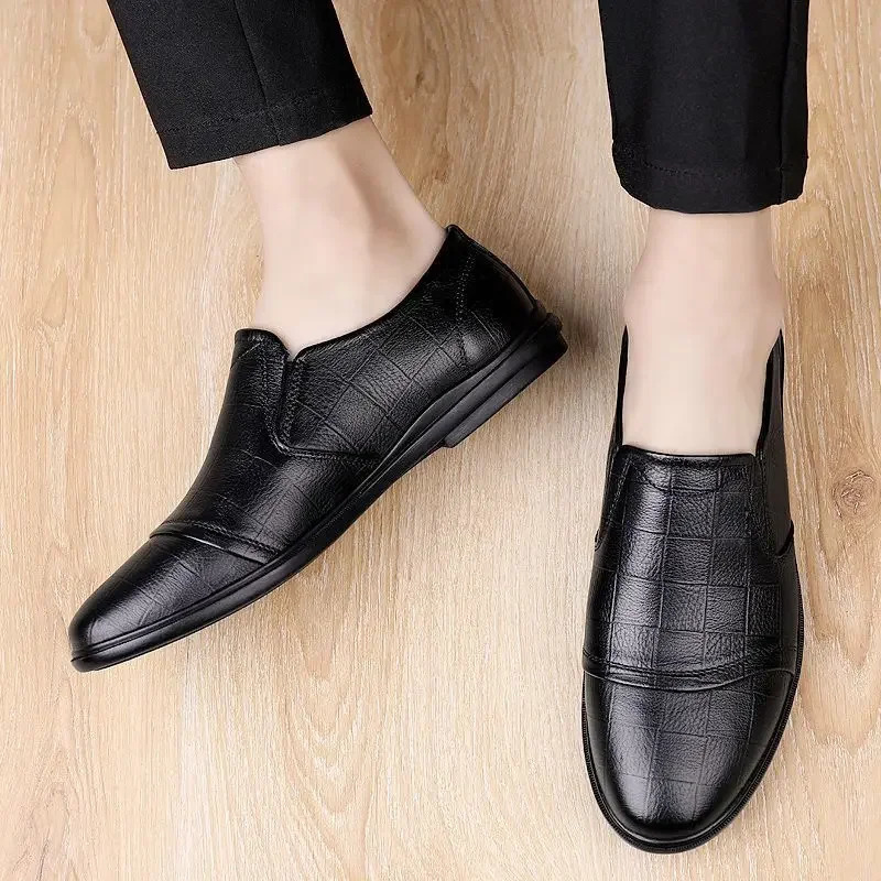 Social Shoe Male Spring Autumn Brown Mens Formal Shoes Round Toe Black Official Leather Casual Cowhide Footwear Clothing Office 251013