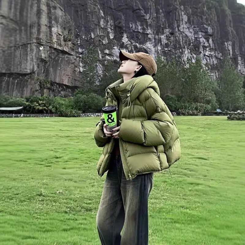 Green Short Down Jacket Hooded Female Fashion GoodLooking Puffer Jacket Thicken New Puffer Coat Tops Keep Warm Winter CoatT251018