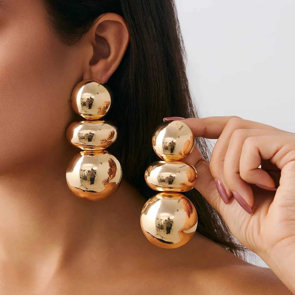 Salircon Fashion Elegant Geometric Round Pendant Earrings Women Vintage Exaggerated Gold Color Drop Earrings Steampunk Jewelry Y251018