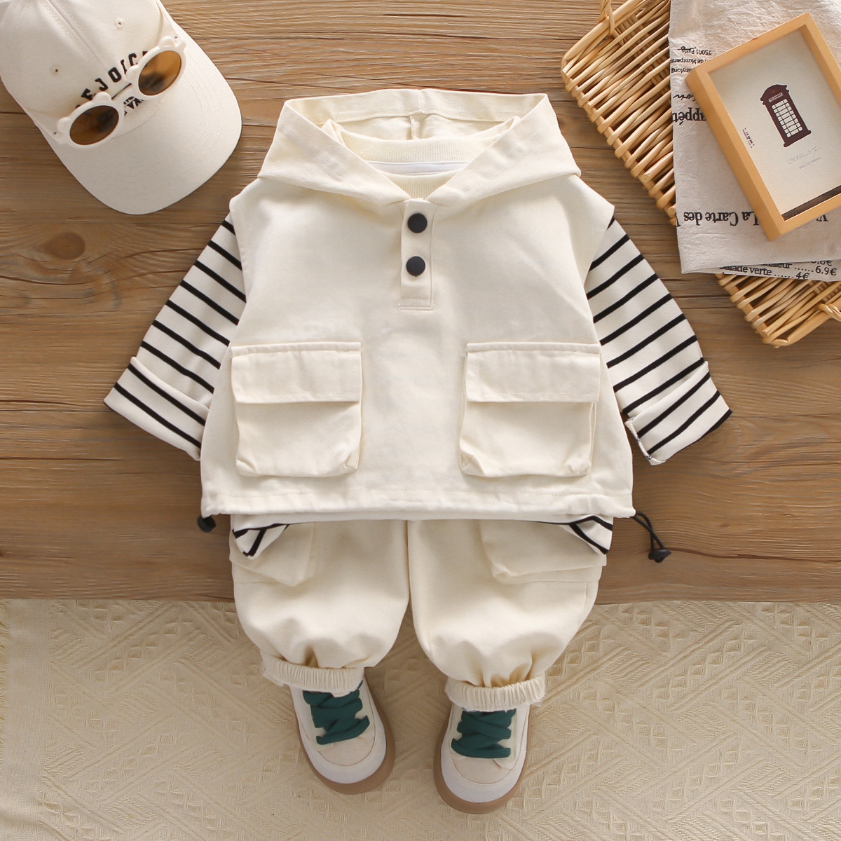 Children's Spring and Autumn Set 2025 New Handsome Boys' Handsome 0-5 Year Old Hooded Striped workwear Vest 3-Piece Set free shipping