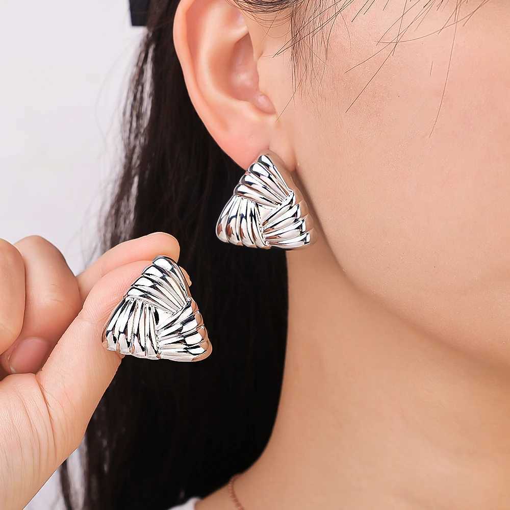 2024 Geometric Texture Triangle Metal Earrings Stainless Steel High Quality Waterproof Fashion Trendy Ladies Valentine Gift Y251018